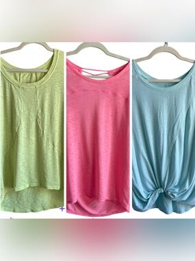 Zella- Women's Set of 3 Activewear Long & Short Sleeve Tops -Small -Multi Colors
